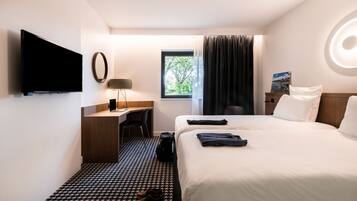 Phòng 2 giường đơn phong cách cổ điển, 2 giường đơn (avec accès au Spa) | Bàn, màn/rèm cản sáng, phòng cách âm, bàn ủi/dụng cụ ủi quần áo