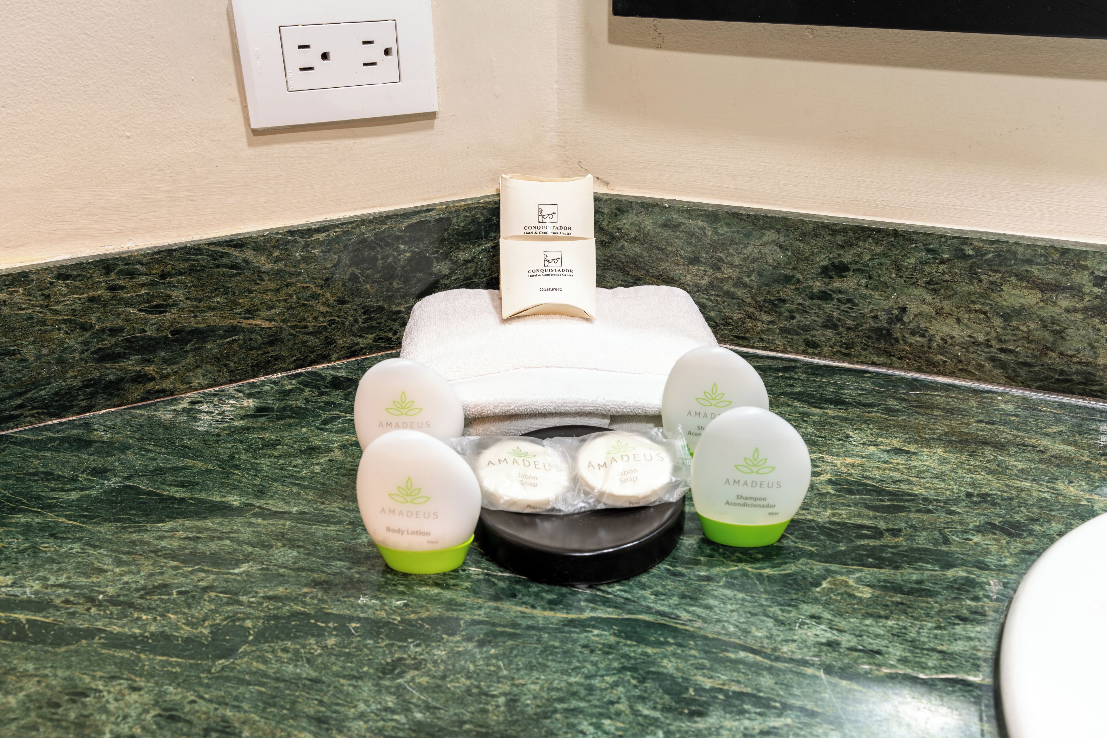 Photo - Conquistador Hotel & Conference Center