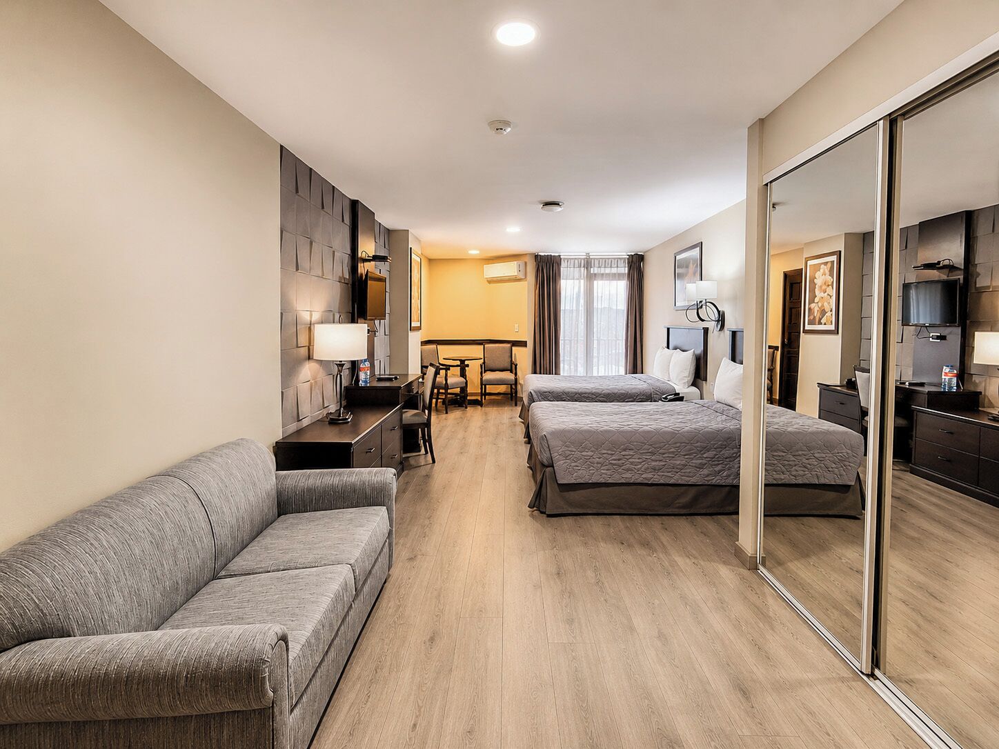 Business Double | Ropa de cama hipoalergénica, escritorio y cortinas blackout 