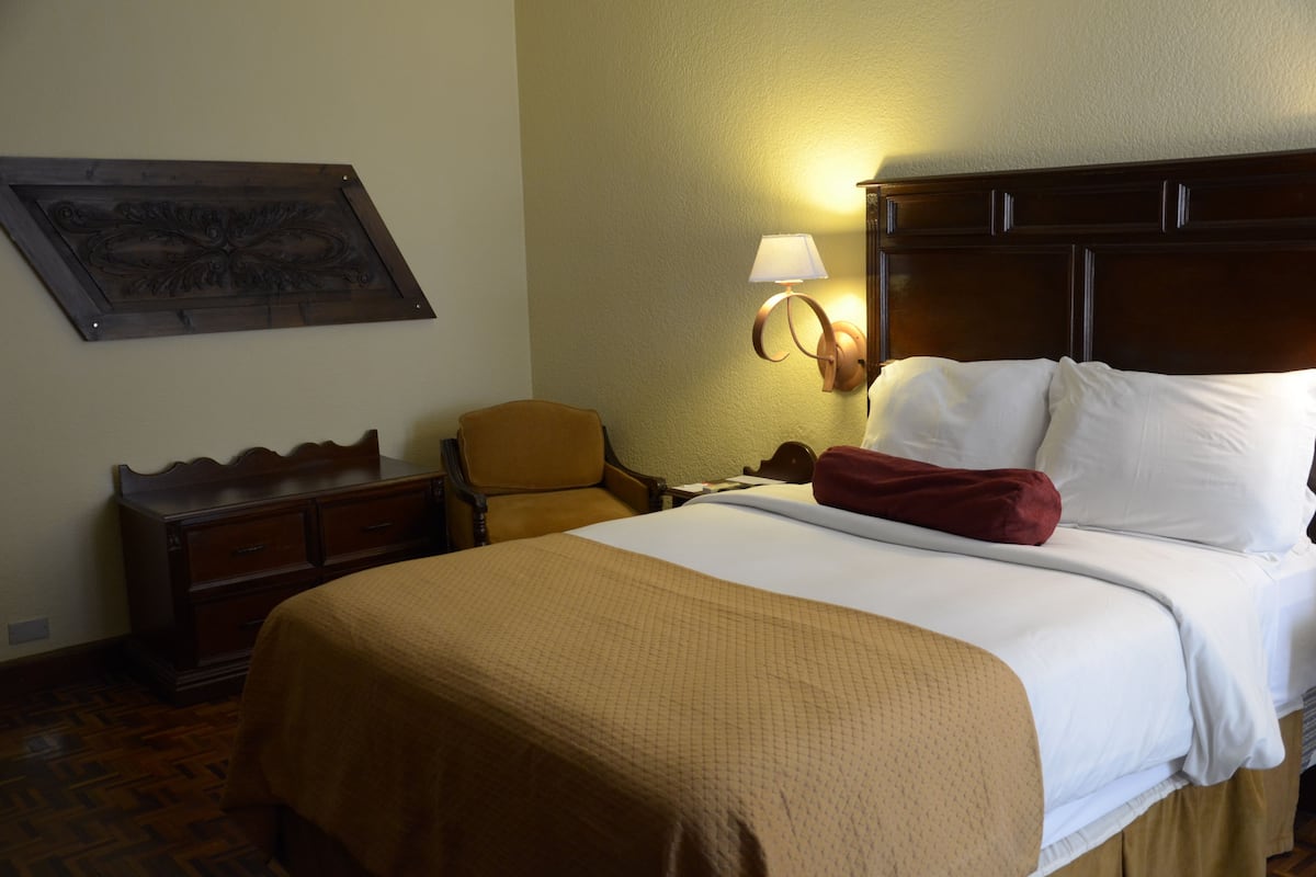 Literie hypoallergénique, bureau, rideaux occultants