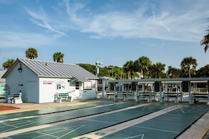 Unclassified image, 4 of 87, button - New Smyrna Beach Hotel & Suites (New Smyrna Beach)