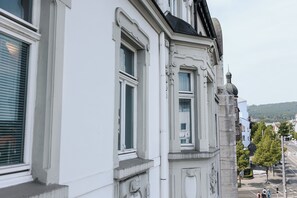 Standardzimmer, 1 Einzelbett, Stadtblick | Blick auf die Hügel