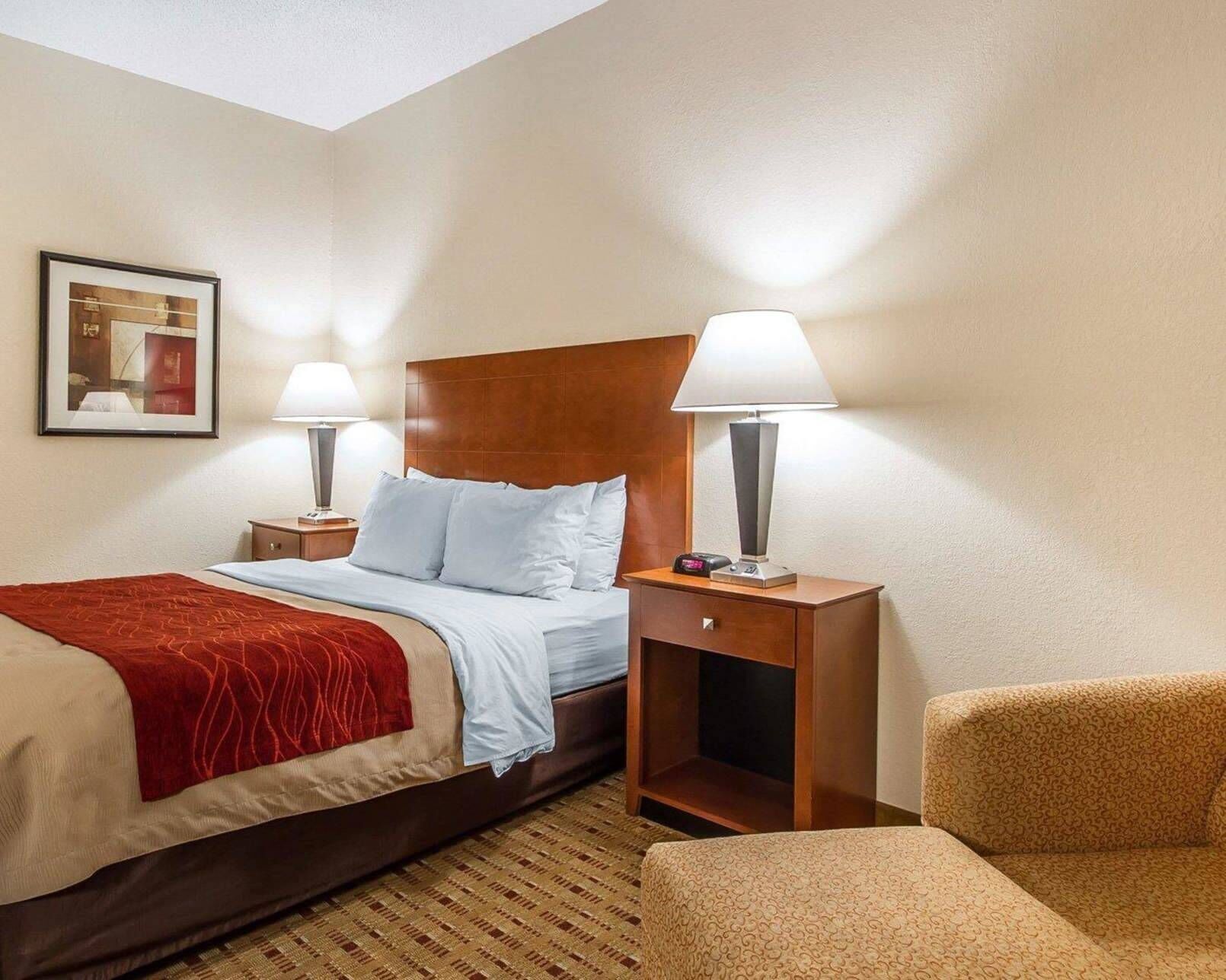 Ropa de cama de alta calidad y tabla de planchar con plancha 
