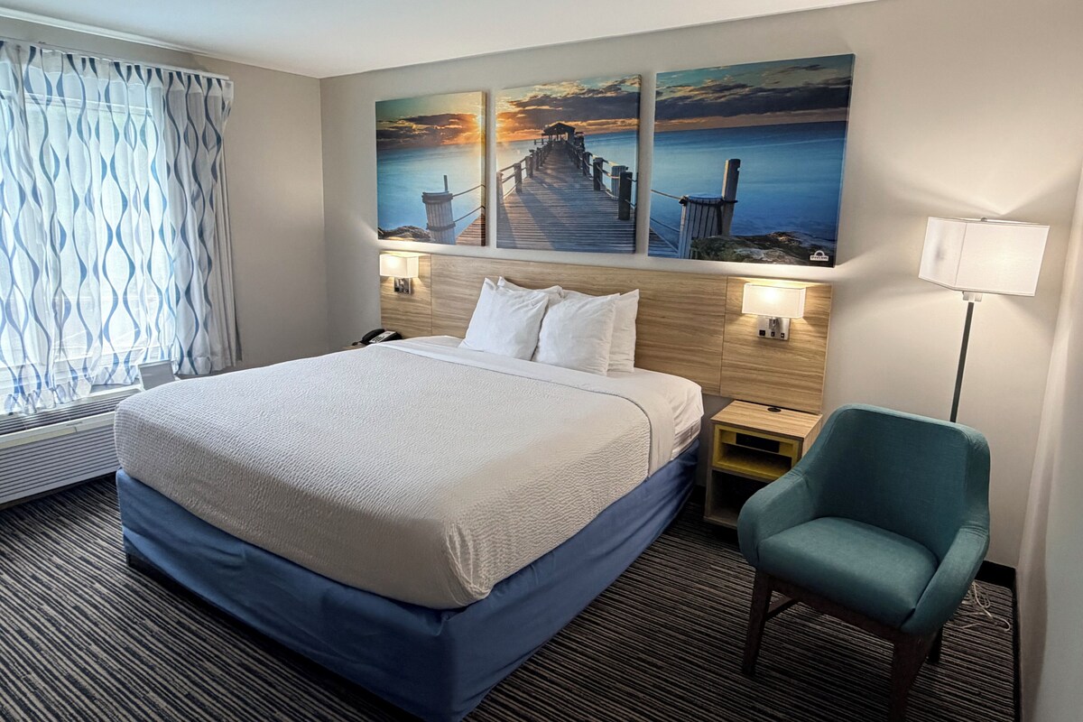 In-room safe, desk, iron/ironing board, cribs (free)