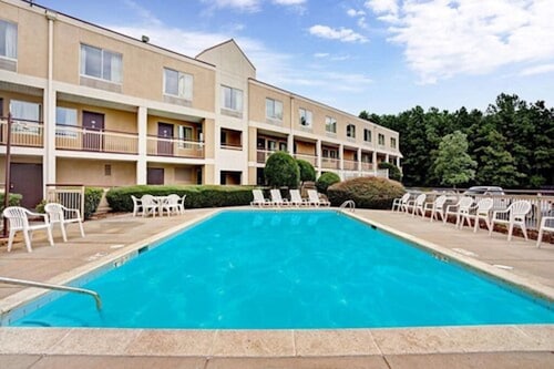 Days Inn by Wyndham Atlanta/Southlake/Morrow