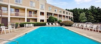 Days Inn by Wyndham Atlanta/Southlake/Morrow