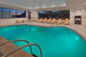 Piscine intérieure