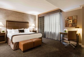 Egyptian cotton sheets, premium bedding, pillow-top beds, in-room safe