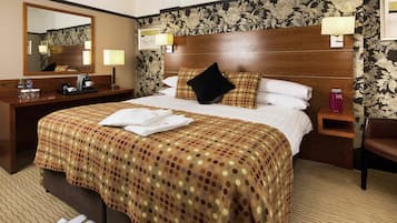 Privilege, Dobbeltrom, 1 dobbeltseng | Safe på rommet, skrivebord, lydisolert og strykejern/-brett