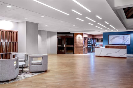 Réception. DoubleTree by Hilton Hotel Boston - Westborough