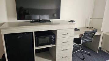 Family Suite, Multiple Beds, Non Smoking | Desk, laptop workspace, blackout drapes, iron/ironing board