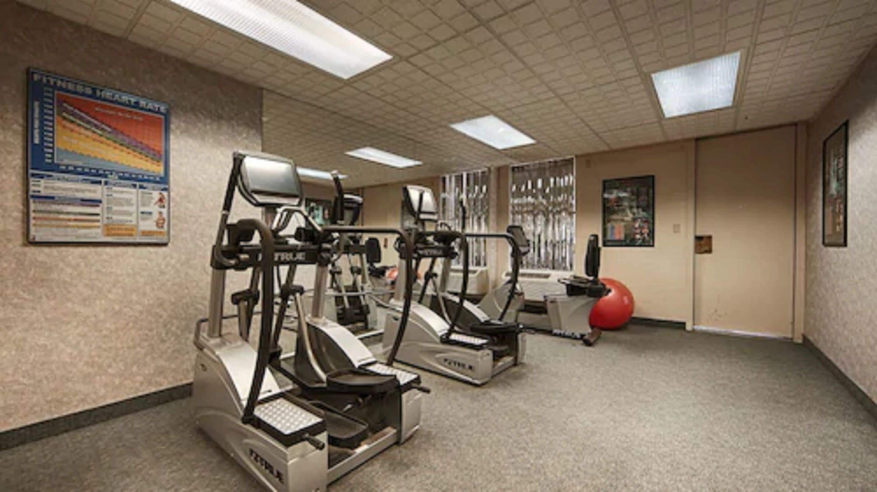 Foto - University Place Hotel and Conference Center