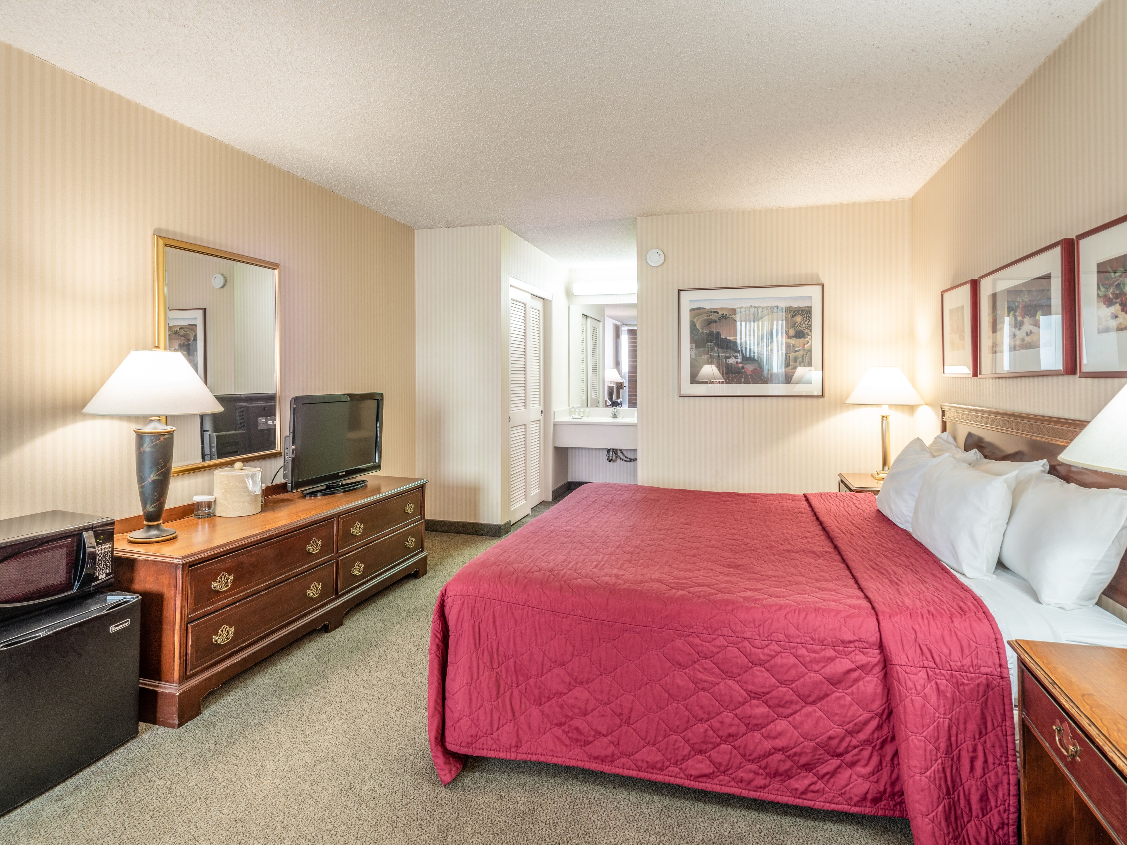 University Place Hotel & Conference Center