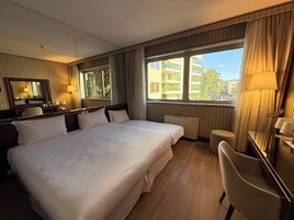 Camera tripla | Copriletto in piuma, materassi in memory foam, minibar