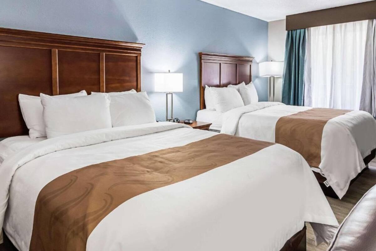 Premium bedding, Select Comfort beds, in-room safe, desk