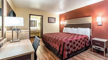 Standard Room, 1 King Bed, Non Smoking | Blackout drapes, free WiFi, bed sheets