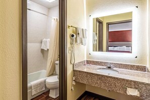 Standard Room, 1 King Bed, Non Smoking