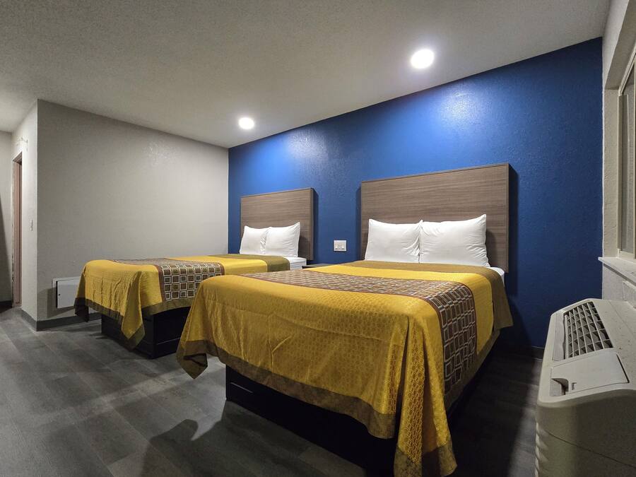 Room, 2 Double Beds, Non Smoking | Egyptian cotton sheets, premium bedding, pillowtop beds, soundproofing