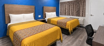 Richmond Inn & Suites Near Dayton I-70