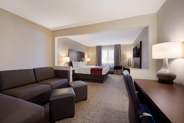 Suite, 1 King-Bett und Schlafsofa, Nichtraucher | Hochwertige Bettwaren, Pillowtop-Betten, Schreibtisch
