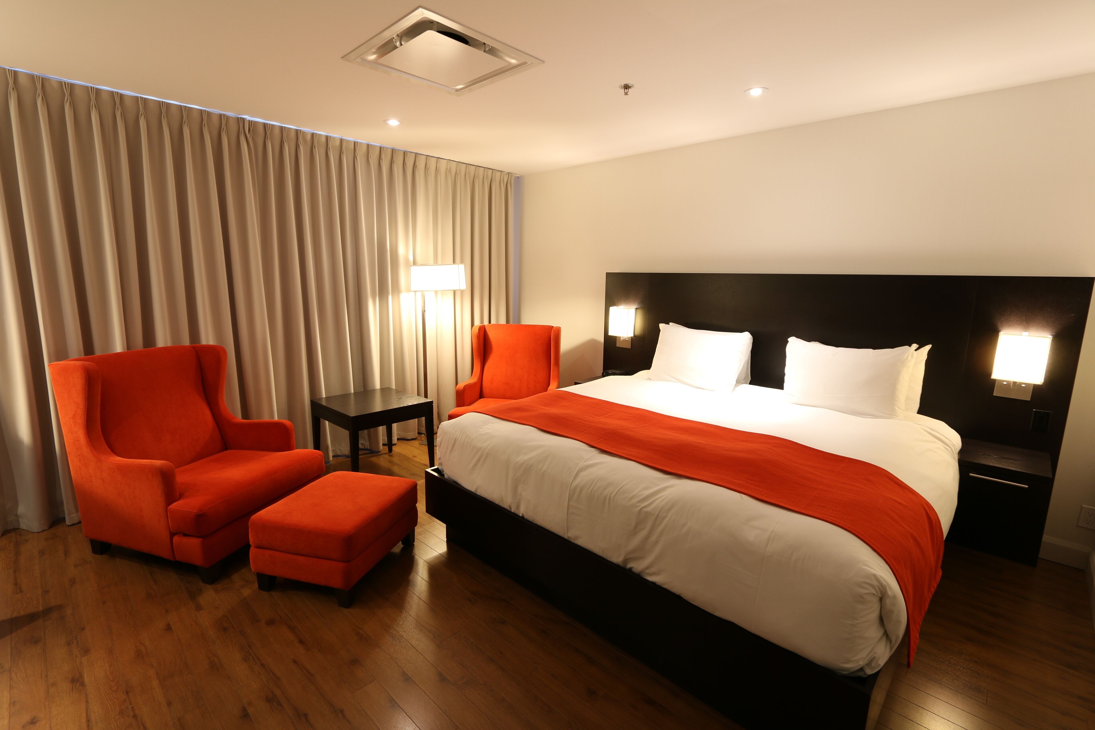 Desk, iron/ironing board, cribs/infant beds, rollaway beds