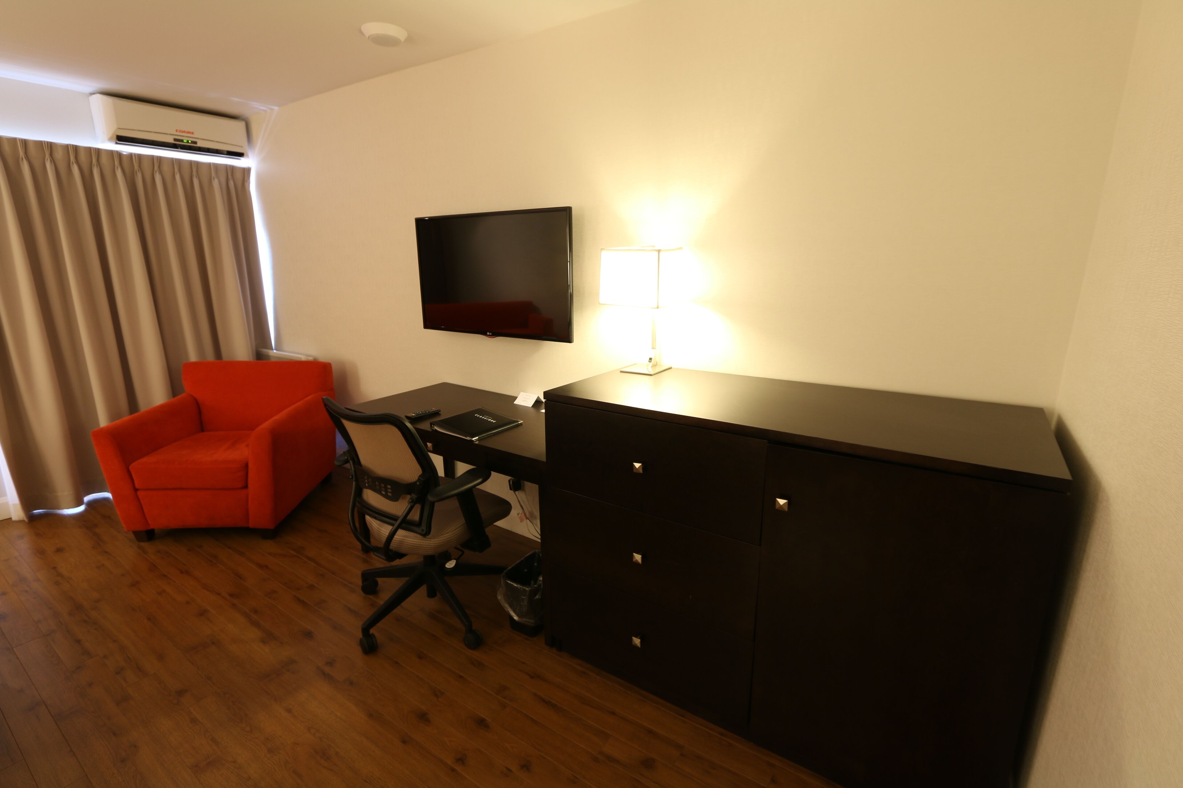 room, 1 king bed with sofa bed | desk, iron/ironing board, cots/infant beds, rollaway beds