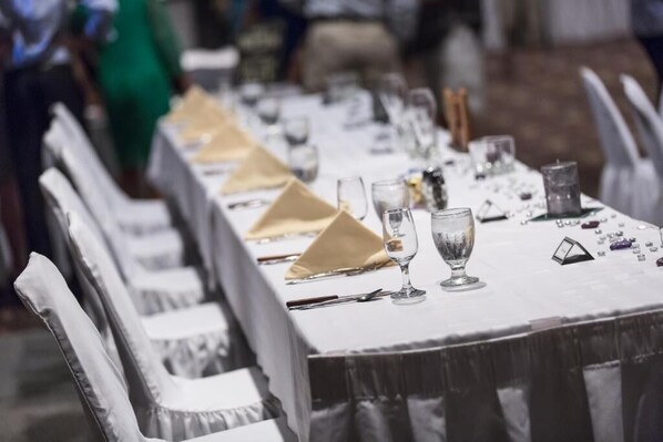 مطعم
