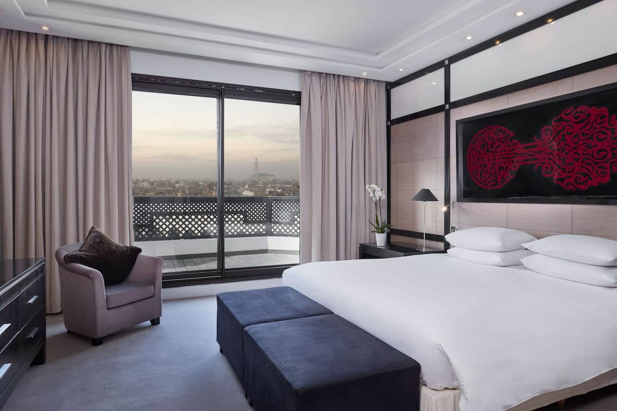 suite (ambassador suite) | egyptian cotton sheets, premium bedding, down duvets