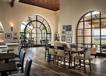 Restaurant at Hilton Santa Barbara Beachfront Resort