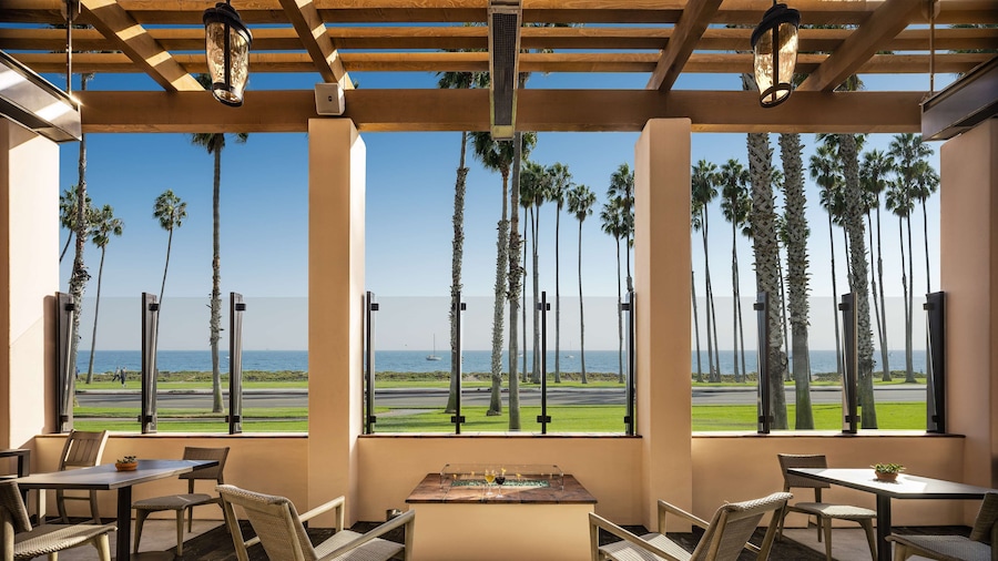 Hilton Santa Barbara Beachfront Resort