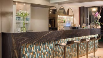 Bar (in der Unterkunft)