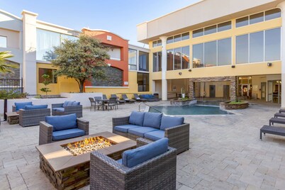 Best Western Plus El Paso Airport Hotel & Conference Center