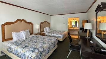 Silitysrauta/-lauta, ilmainen Wi-Fi, vuodevaatteet, herätyskellot