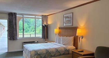 波科莫克城 Motel 6 飯店