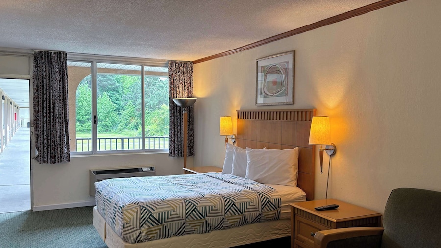 Motel 6 Pocomoke City, MD