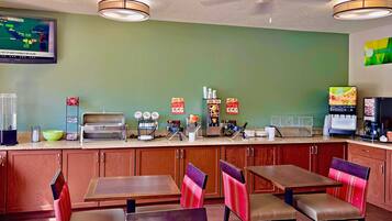 Free daily buffet breakfast