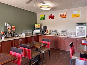 Petit déjeuner buffet compris tous les jours