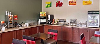 Quality Inn & Suites Green Bay - Ashwaubenon