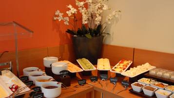 Morgenmadsbuffet hver dag mod et gebyr
