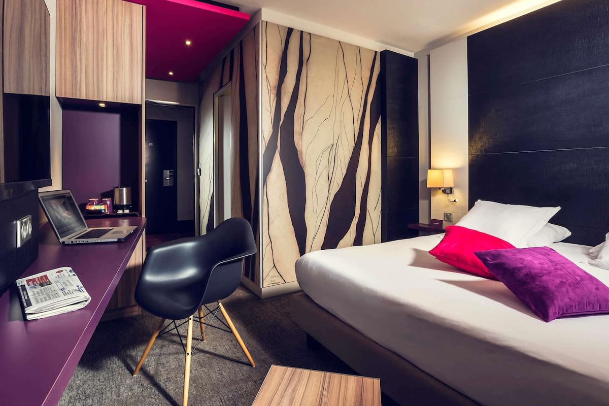 Ropa de cama de alta calidad y minibar