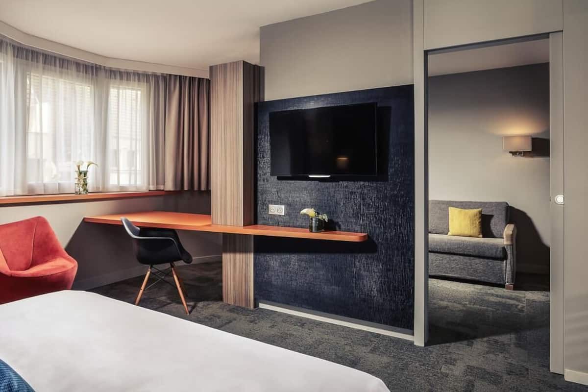 Junior Suite, 1 Double Bed with Sofa bed