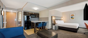Holiday Inn Express Hampton - Coliseum Central by IHG