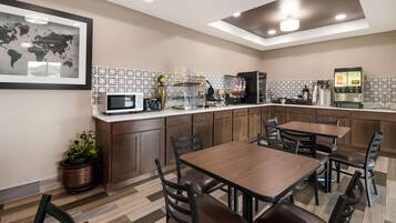Free continental breakfast