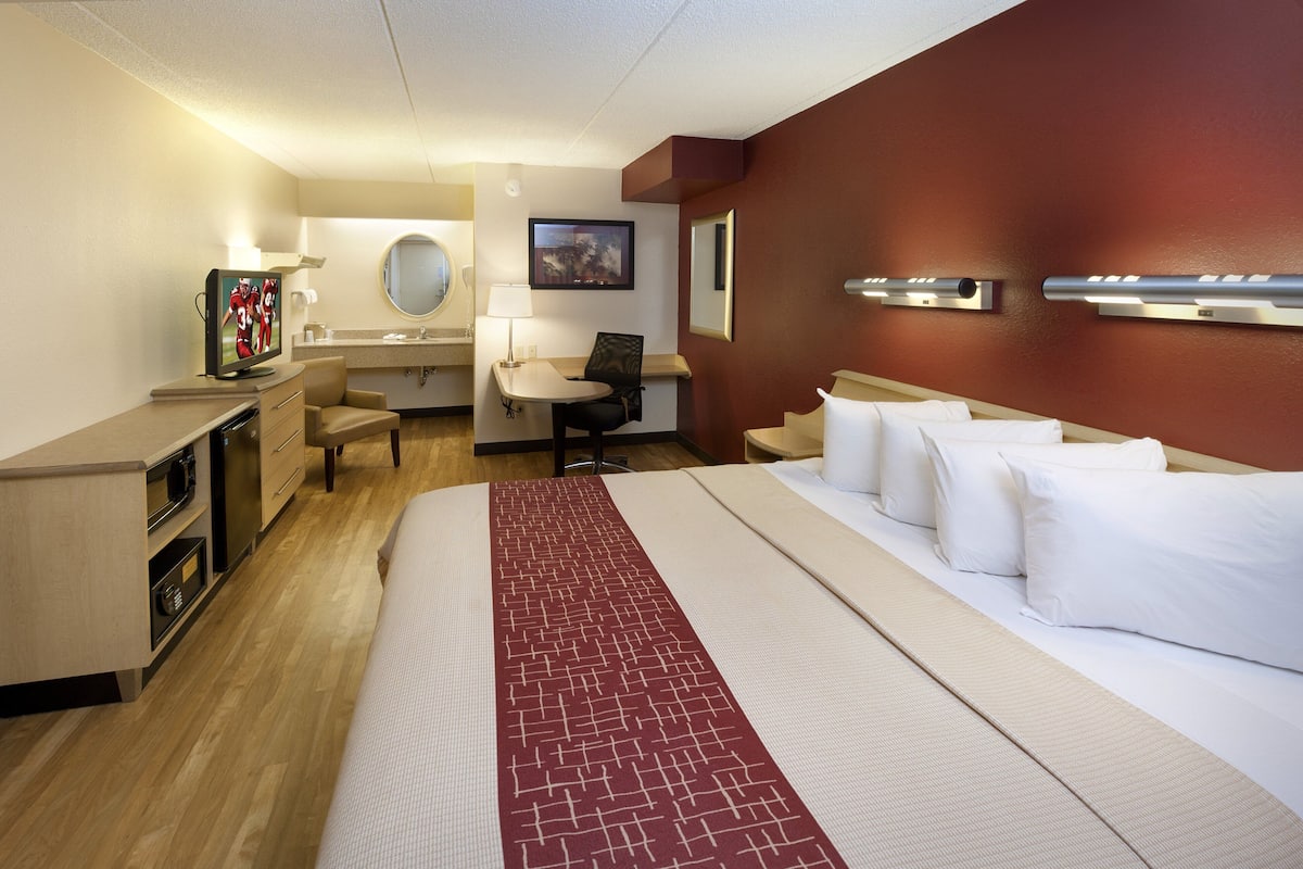 in-room safe, desk, blackout curtains, free cots/infant beds