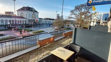 Comfort kamer, 1 tweepersoonsbed, balkon | Uitzicht vanaf balkon
