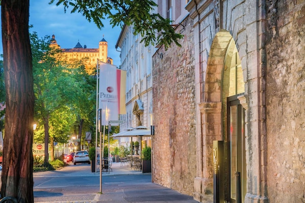 Exterior - Best Western Premier Hotel Rebstock (Würzburg)