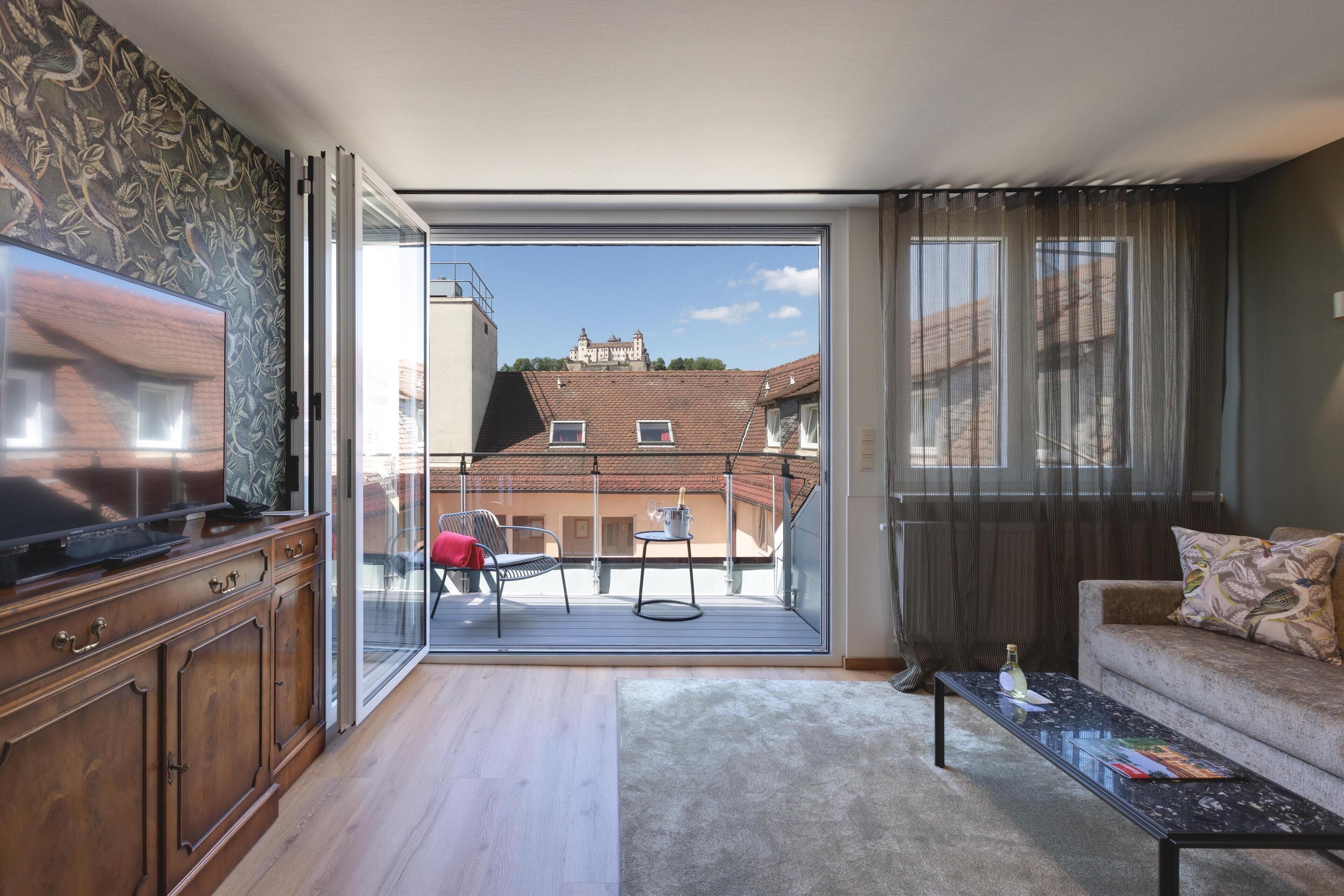 junior suite, 1 king bed, kitchen | 1 bedroom, premium bedding, down duvets, minibar