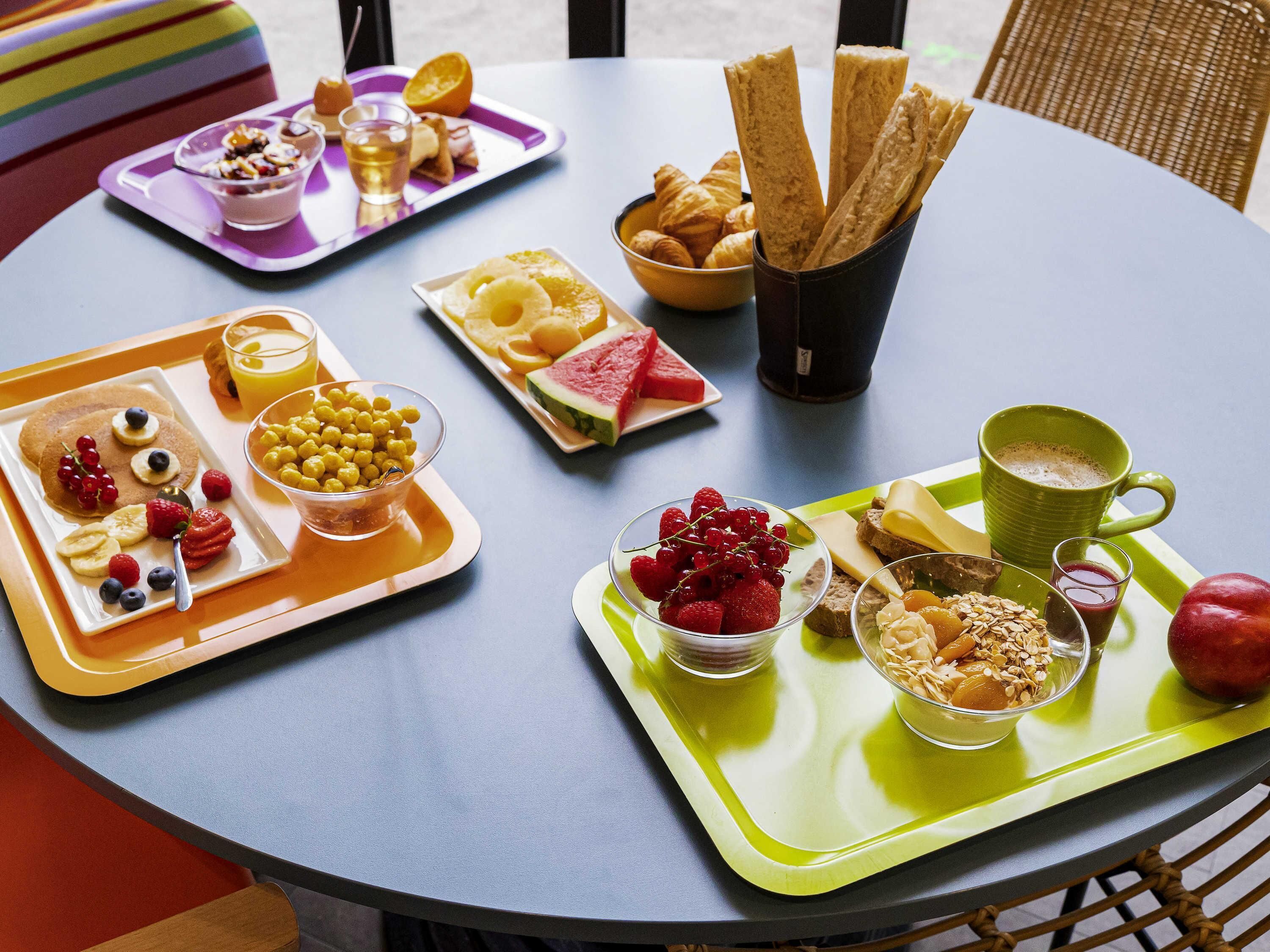 Daily buffet breakfast (EUR 12.50 per person)