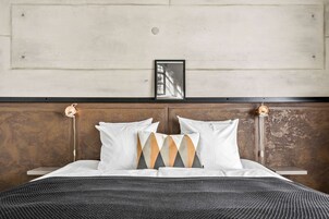 Ropa de cama de alta calidad y escritorio 