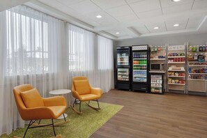Snack bar - Spark by Hilton Rochester University Area (Rochester)